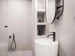 Pronájem bytu 2+1, Praha - Dejvice, Mařákova, 46 m2