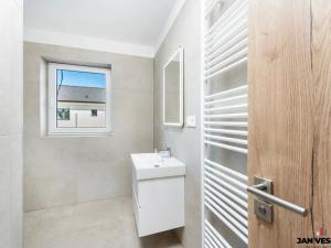 Prodej rodinného domu, Býkev, 87 m2