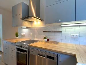 Pronájem bytu 2+1, Beroun - Beroun-Město, Zahořanská, 66 m2