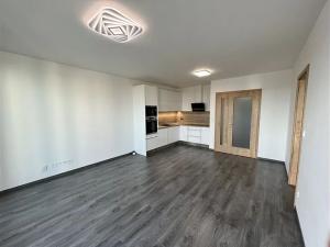 Pronájem bytu 2+kk, Hradec Králové, Kubelíkova, 54 m2