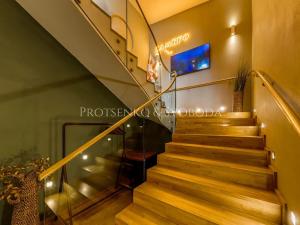 Prodej obchodního prostoru, Praha - Nové Město, Legerova, 230 m2