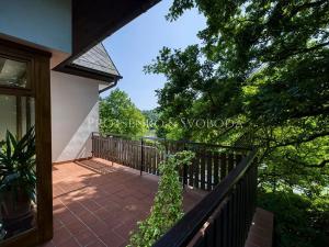 Prodej vícegeneračního domu, Mnichovice, Nad rybníkem, 312 m2