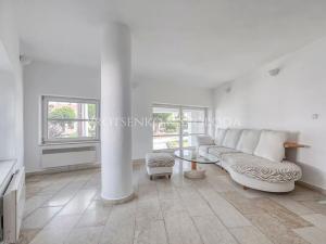 Prodej kanceláře, Křižanov, Benešovo náměstí, 530 m2