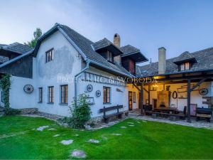 Prodej rodinného domu, Dalečín, 536 m2