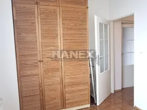 Pronájem bytu 2+kk, Praha - Troja, Olštýnská, 33 m2