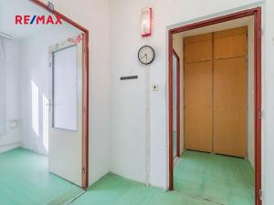 Prodej bytu 4+1, Plzeň, Strážnická, 78 m2