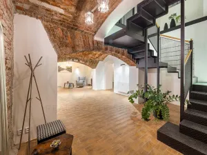 Prodej obchodního prostoru, Praha - Smíchov, Mozartova, 109 m2