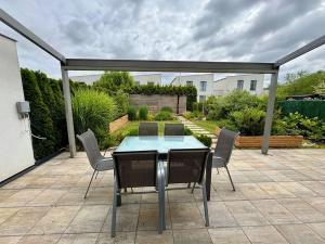 Pronájem rodinného domu, Praha - Vinoř, Mokošínská, 158 m2