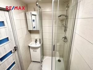 Pronájem bytu 1+kk, Kladno, Italská, 27 m2