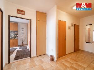 Prodej bytu 3+1, Praha - Řepy, Makovského, 65 m2