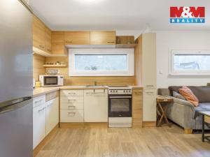 Prodej chaty, Karlovy Vary - Stará Role, 47 m2