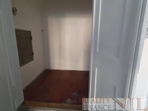 Pronájem bytu 2+kk, Plzeň, náměstí Republiky, 62 m2