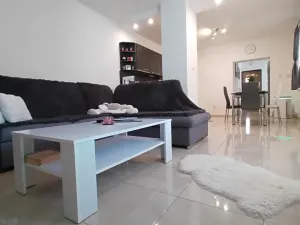 Prodej rodinného domu, Vinary, 75 m2