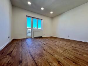Prodej bytu 2+kk, Praha, Průběžná, 49 m2