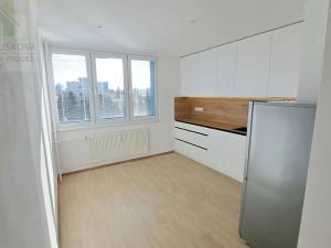 Pronájem bytu 1+1, Ostrava, Varenská, 35 m2