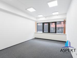 Pronájem kanceláře, Praha - Chodov, Líbalova, 28 m2