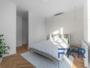 Prodej bytu 3+kk, Praha - Holešovice, Osadní, 86 m2
