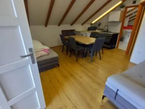 Prodej rodinného domu, Pješčana Uvala, Chorvatsko, 100 m2