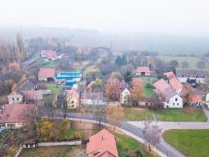 Prodej pozemku, Třebíz, 161602 m2
