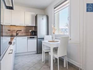 Prodej bytu 3+1, Praha - Újezd nad Lesy, Žárovická, 68 m2