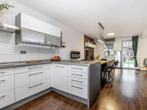 Pronájem rodinného domu, Hluboká nad Vltavou, Karla Čapka, 107 m2