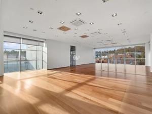 Pronájem kanceláře, Praha - Smíchov, Karla Engliše, 1040 m2