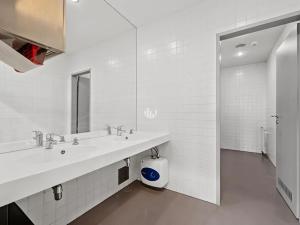 Pronájem kanceláře, Praha - Smíchov, Karla Engliše, 1040 m2