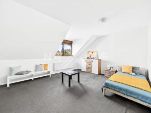 Prodej rodinného domu, Ohrobec, Jarovská, 345 m2