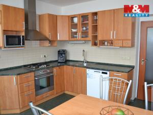 Prodej bytu 3+1, Jaroměř - Pražské Předměstí, Husova, 124 m2