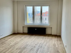 Prodej bytu 2+kk, Praha - Holešovice, Ortenovo náměstí, 50 m2