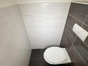 Pronájem bytu 2+1, Liberec - Liberec XXX-Vratislavice nad Nisou, Nad Školou, 51 m2