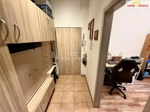 Pronájem bytu 3+kk, Praha - Libeň, Sokolovská, 55 m2