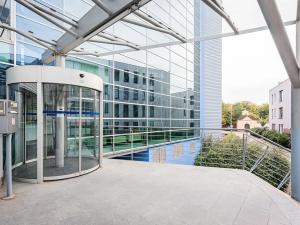 Pronájem kanceláře, Praha - Strašnice, Třebohostická, 122 m2