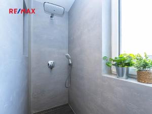 Pronájem bytu 2+kk, Praha - Strašnice, Novostrašnická, 68 m2