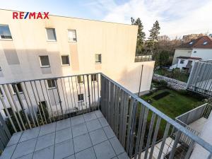 Pronájem bytu 2+kk, Praha - Strašnice, Novostrašnická, 68 m2