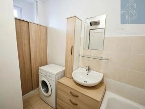 Pronájem bytu 2+kk, Praha - Krč, Humpolecká, 44 m2
