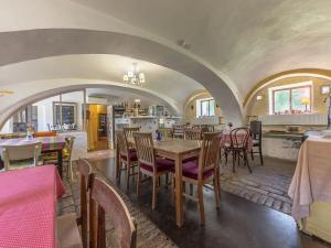 Prodej chalupy, Kokořín, 375 m2