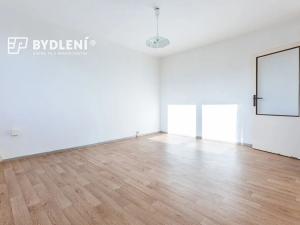 Prodej bytu 1+1, Hrob, Rybniční, 27 m2