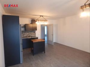 Pronájem bytu 3+kk, Kladno, Benediktínská, 78 m2