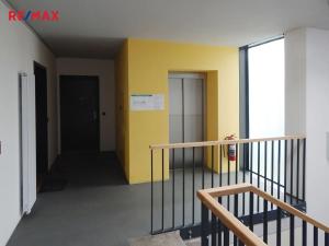 Pronájem bytu 3+kk, Kladno, Benediktínská, 78 m2