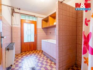 Prodej rodinného domu, Chlum, 220 m2