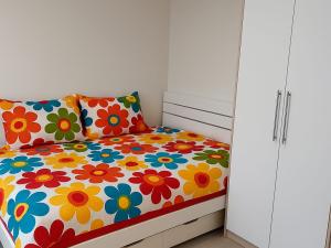 Pronájem bytu 1+1, České Velenice, Sídliště na Sadech, 38 m2