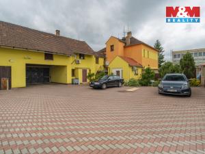 Prodej činžovního domu, Černčice, Husova, 732 m2