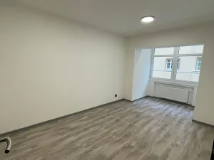 Pronájem bytu 2+1, Děčín, Zámecká, 69 m2