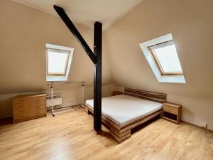 Pronájem bytu 2+kk, Teplice, Heydukova, 50 m2