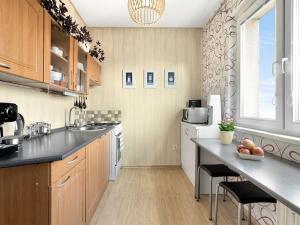 Pronájem bytu 2+1, Praha - Malešice, Bydžovského, 58 m2