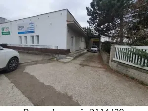 Dražba pozemku, Praha, 5412 m2