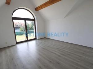 Pronájem rodinného domu, Trnová, 370 m2