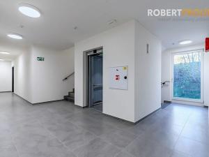 Pronájem bytu 3+kk, Praha - Lysolaje, Lysolajské údolí, 77 m2