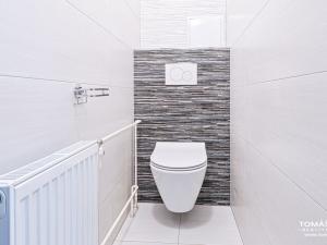 Pronájem bytu 2+1, Hradec Králové, Buzulucká, 70 m2